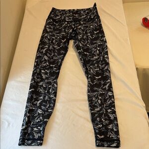 lululemon athletica Black and Blue Abstract Print Legging